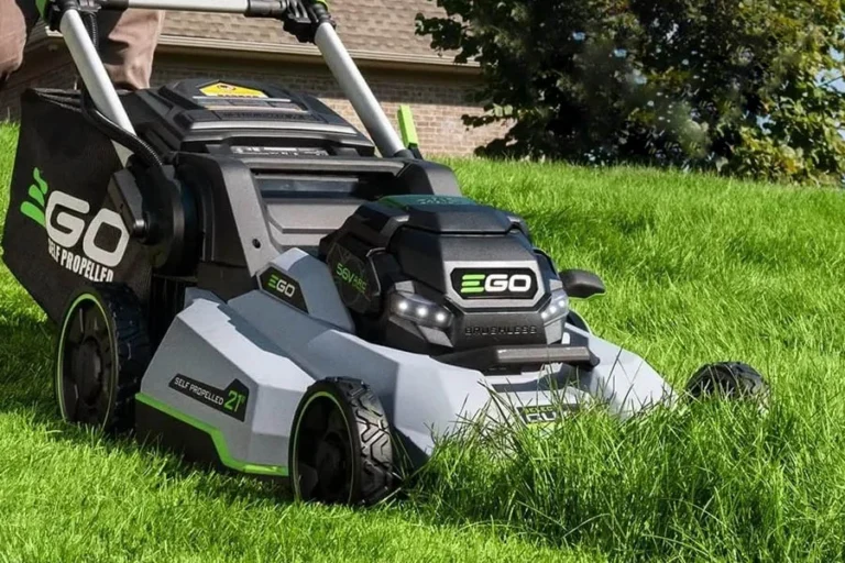 cordless select cut lawn mower with self propelled touch drive technology 5 | Eluminar